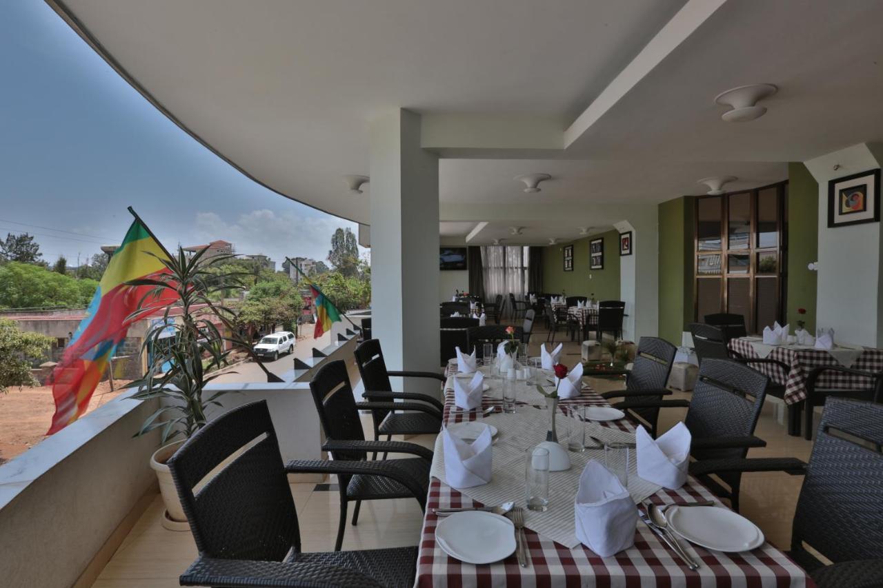 Rahnile Hotel Bahir Dar Exterior foto