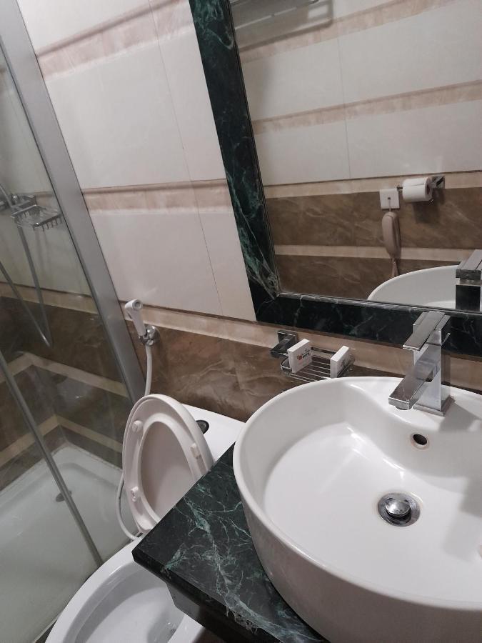 Rahnile Hotel Bahir Dar Exterior foto